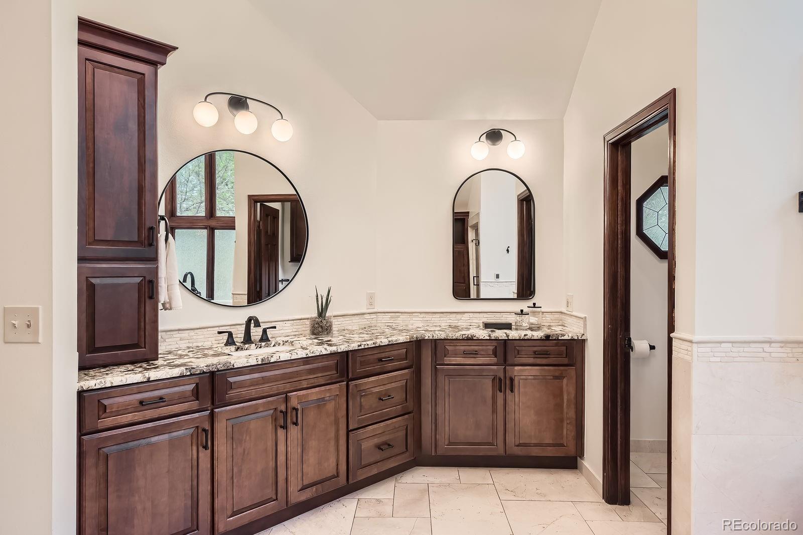 MLS Image #29 for 5390 s geneva street,englewood, Colorado