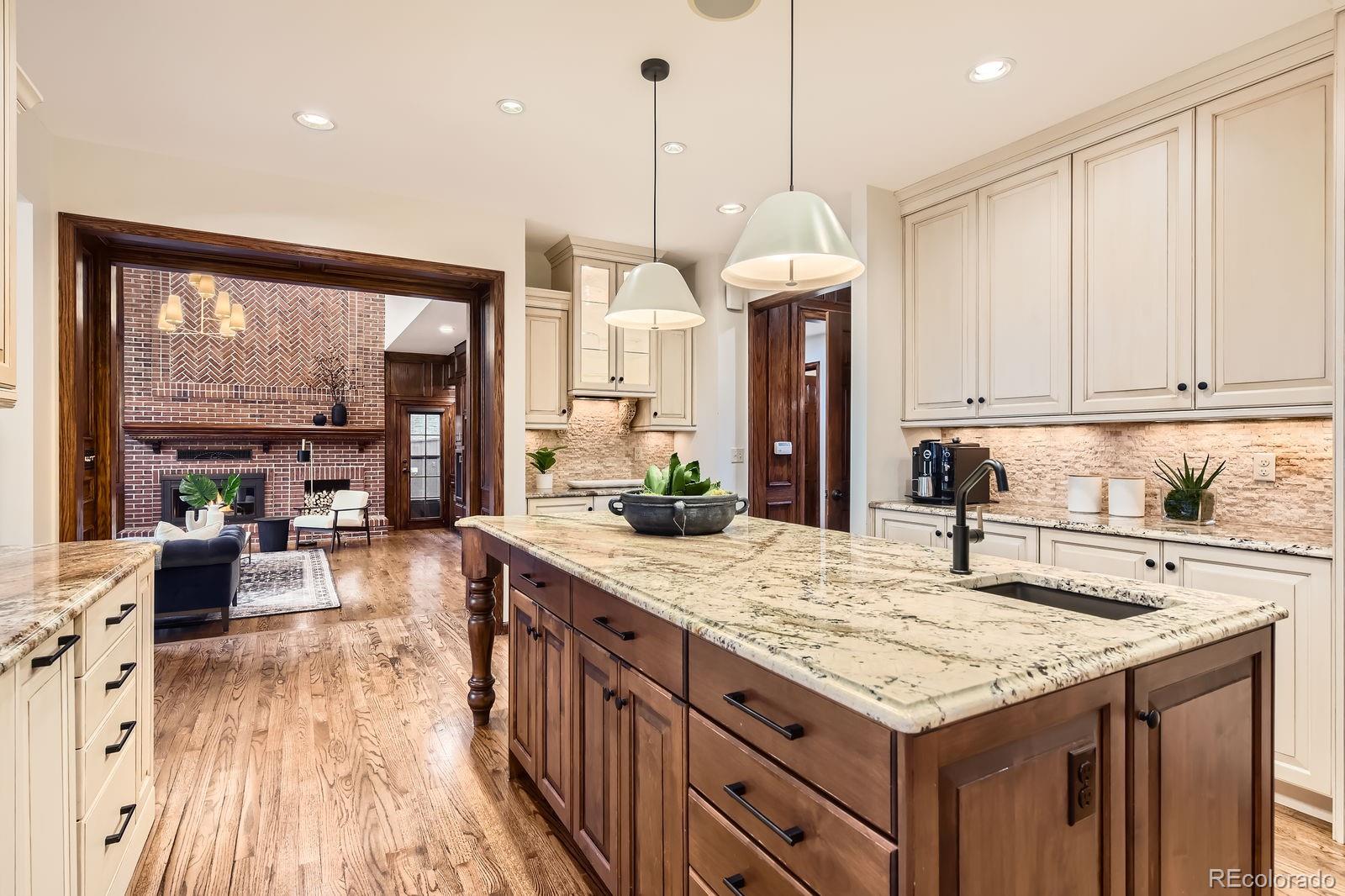 MLS Image #8 for 5390 s geneva street,englewood, Colorado