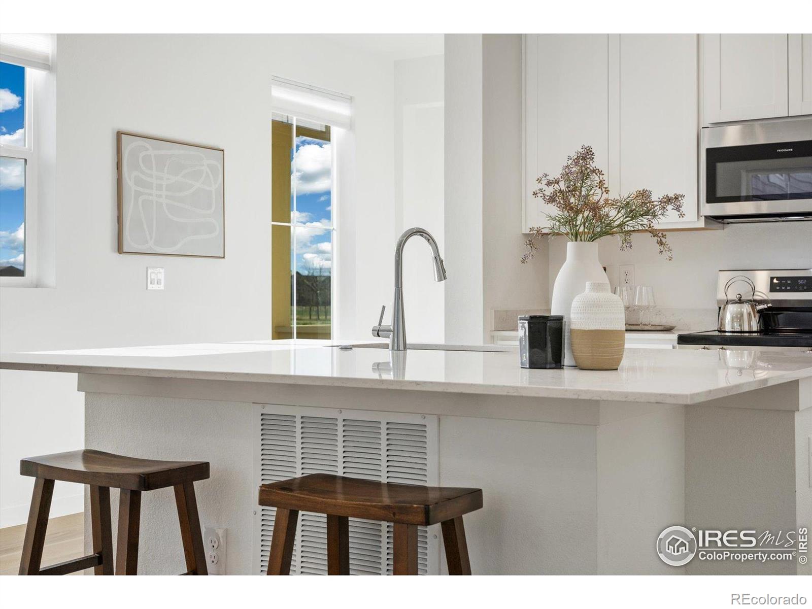MLS Image #12 for 2260  crescent circle,erie, Colorado