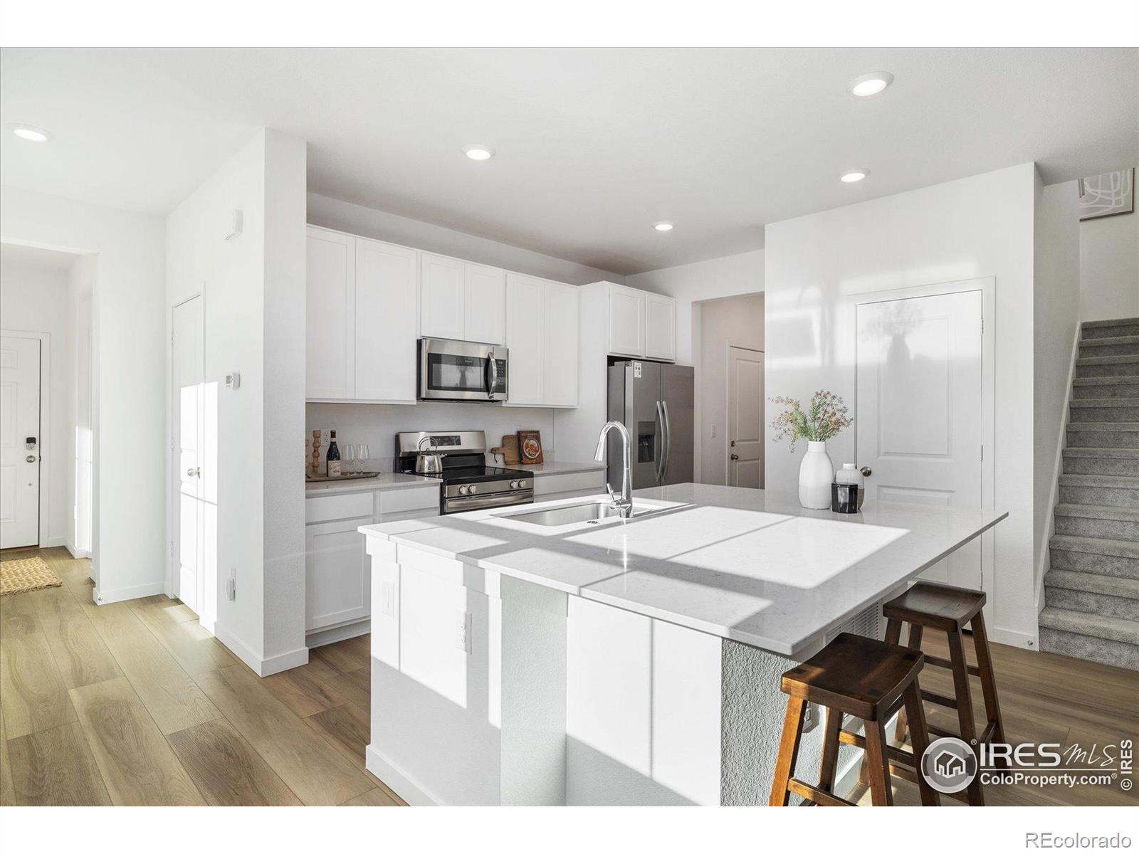 MLS Image #9 for 2260  crescent circle,erie, Colorado