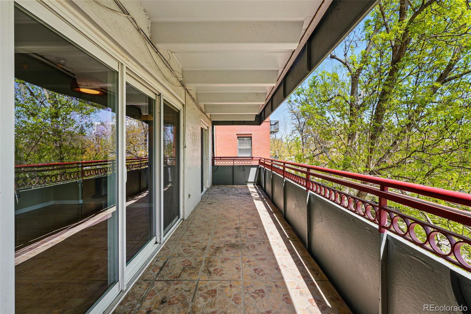 MLS Image #17 for 1441 n humboldt street 204,denver, Colorado