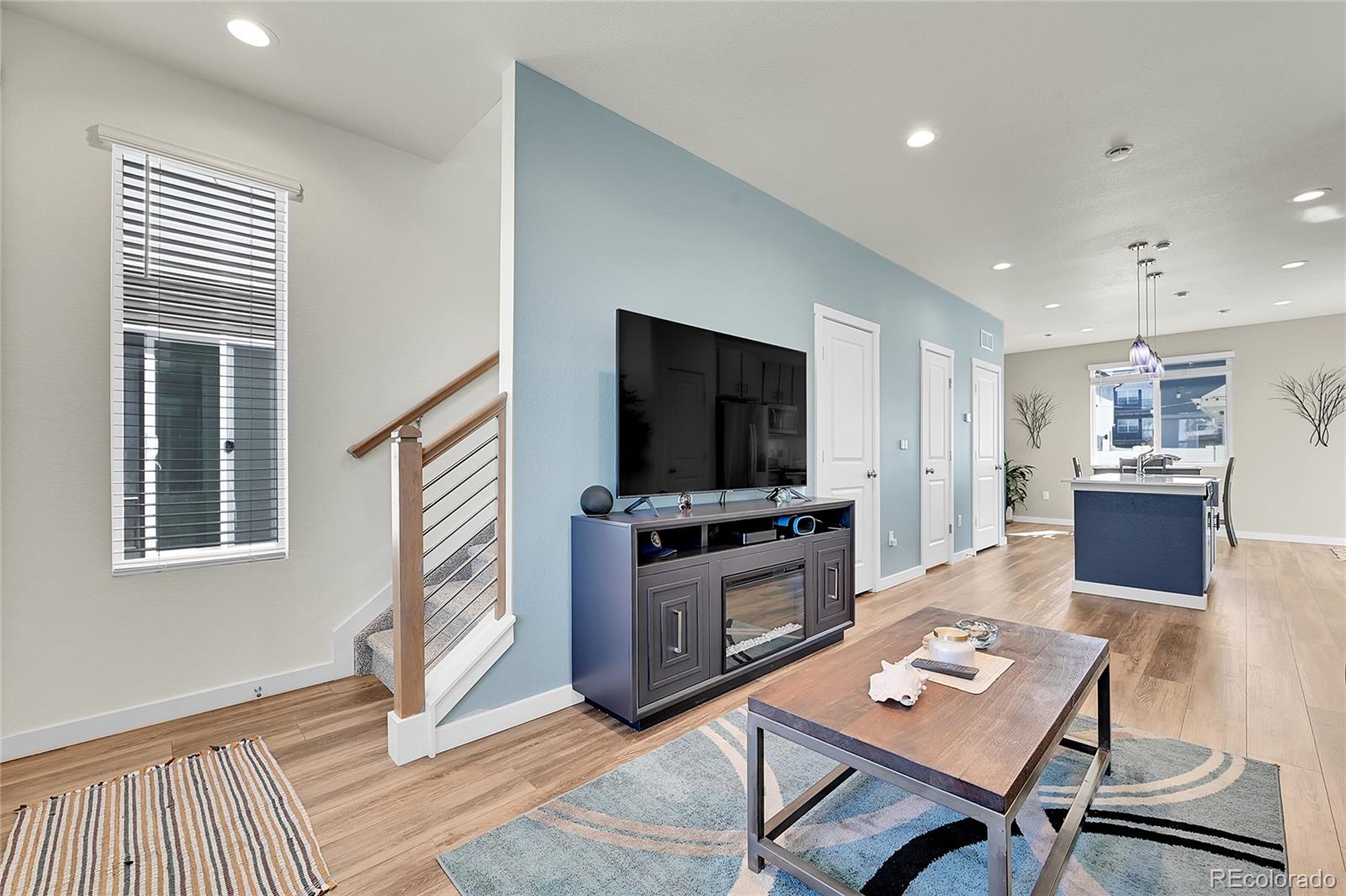 MLS Image #7 for 18284 e 49th place,denver, Colorado