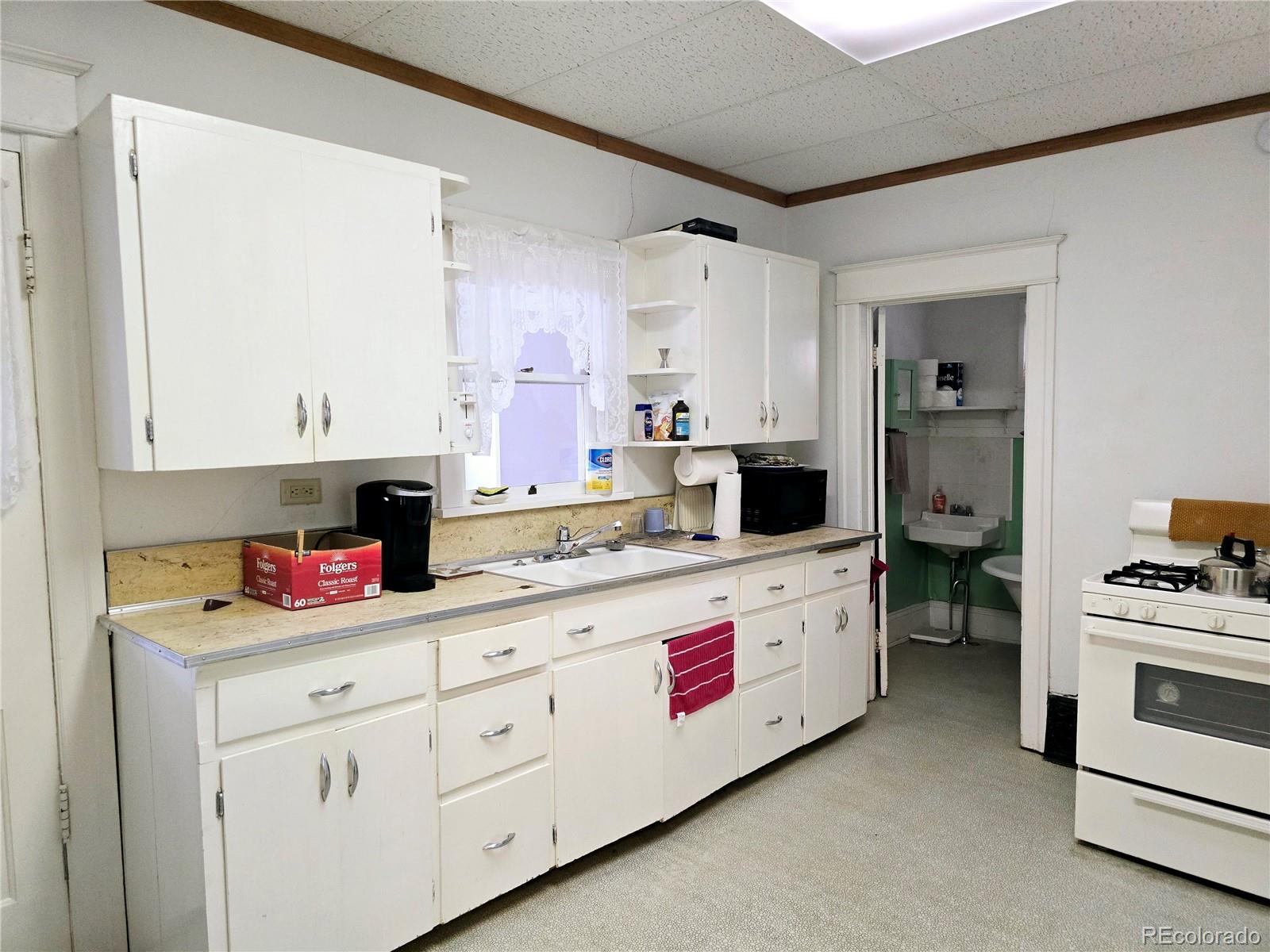 MLS Image #12 for 804 w baca street,trinidad, Colorado