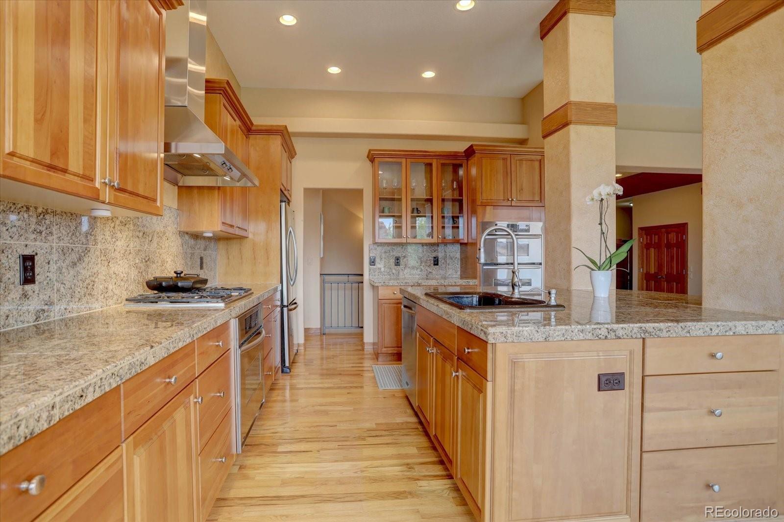 MLS Image #18 for 5951  rain dance trail,littleton, Colorado