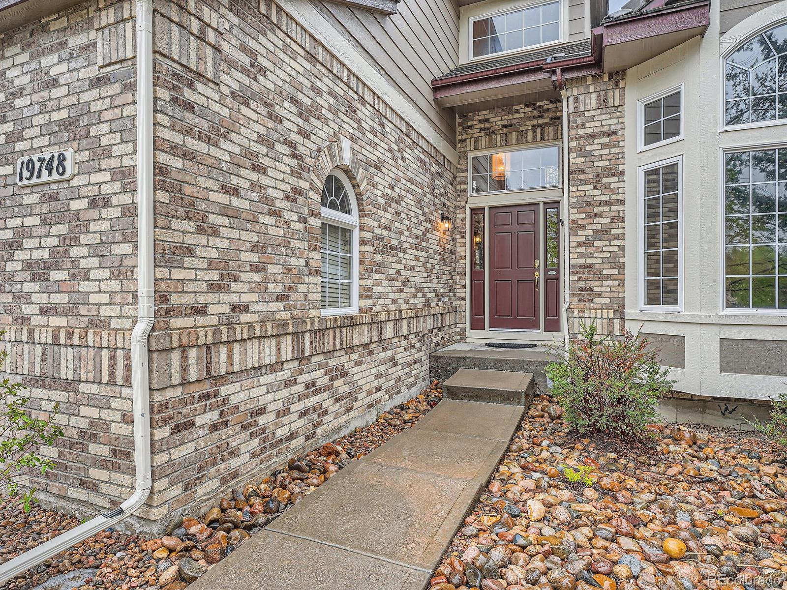 MLS Image #1 for 19748 e pinewood drive,aurora, Colorado