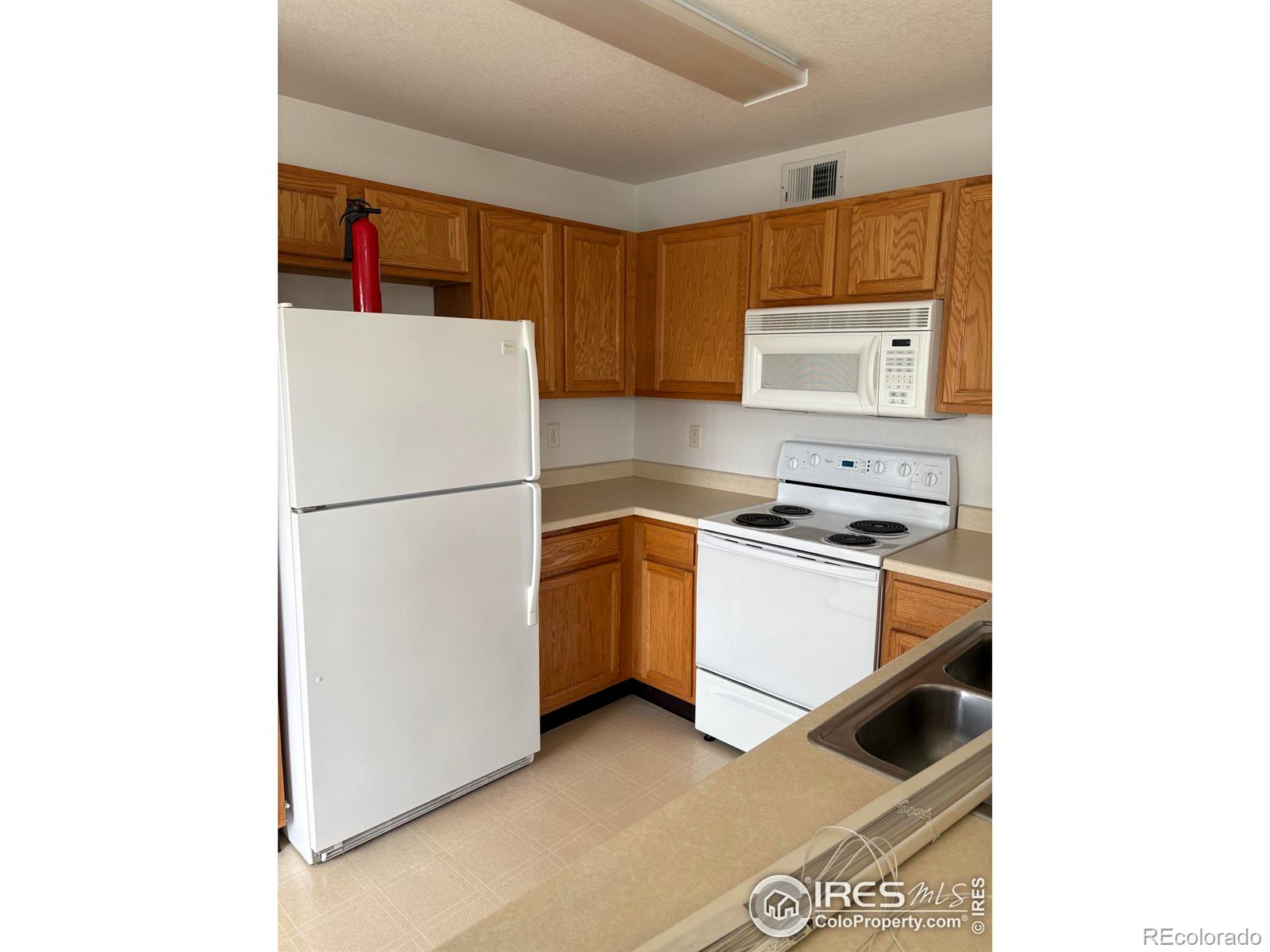 MLS Image #3 for 3002 w elizabeth street,fort collins, Colorado