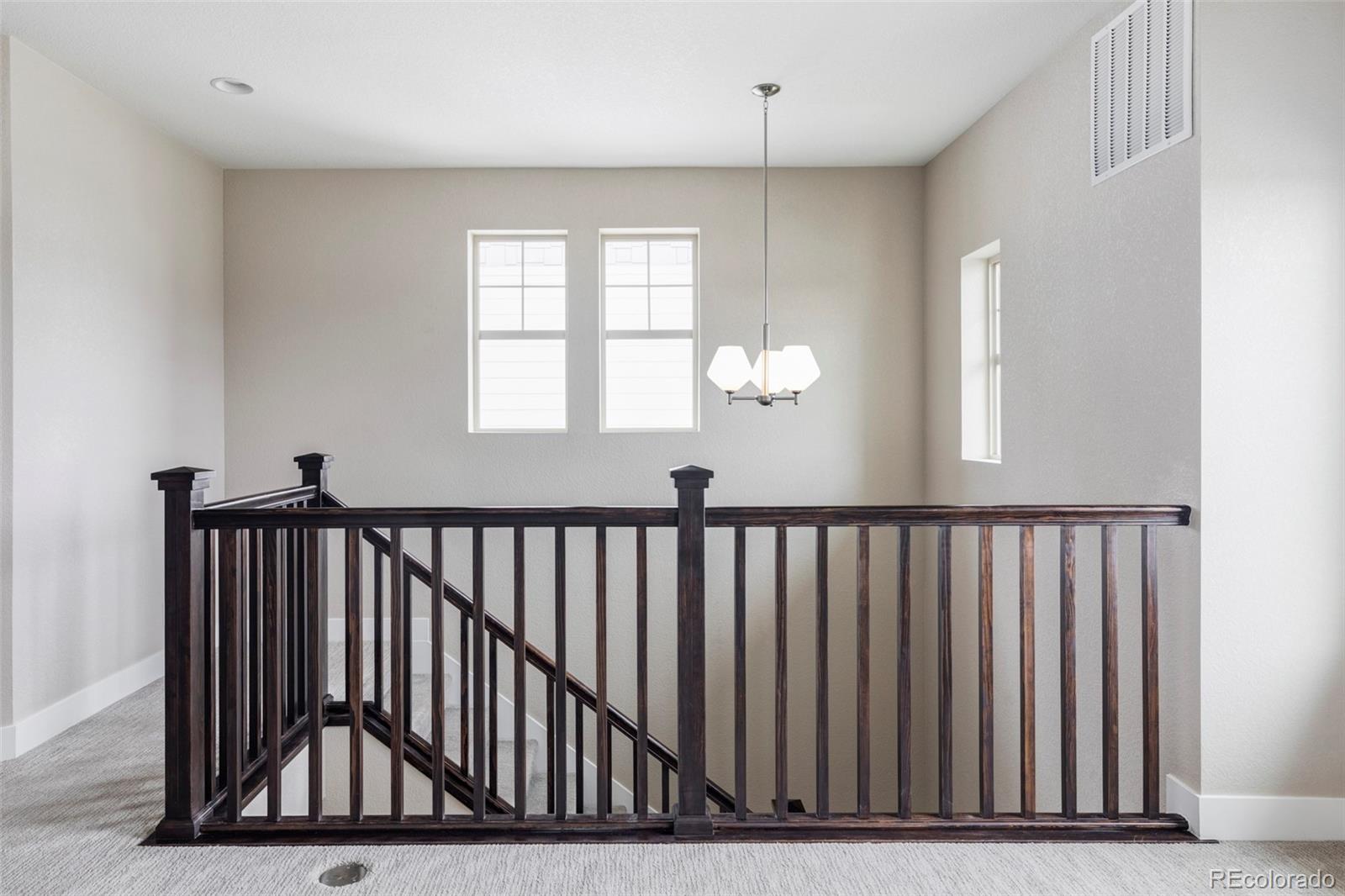 MLS Image #10 for 10384 e 60th place,denver, Colorado