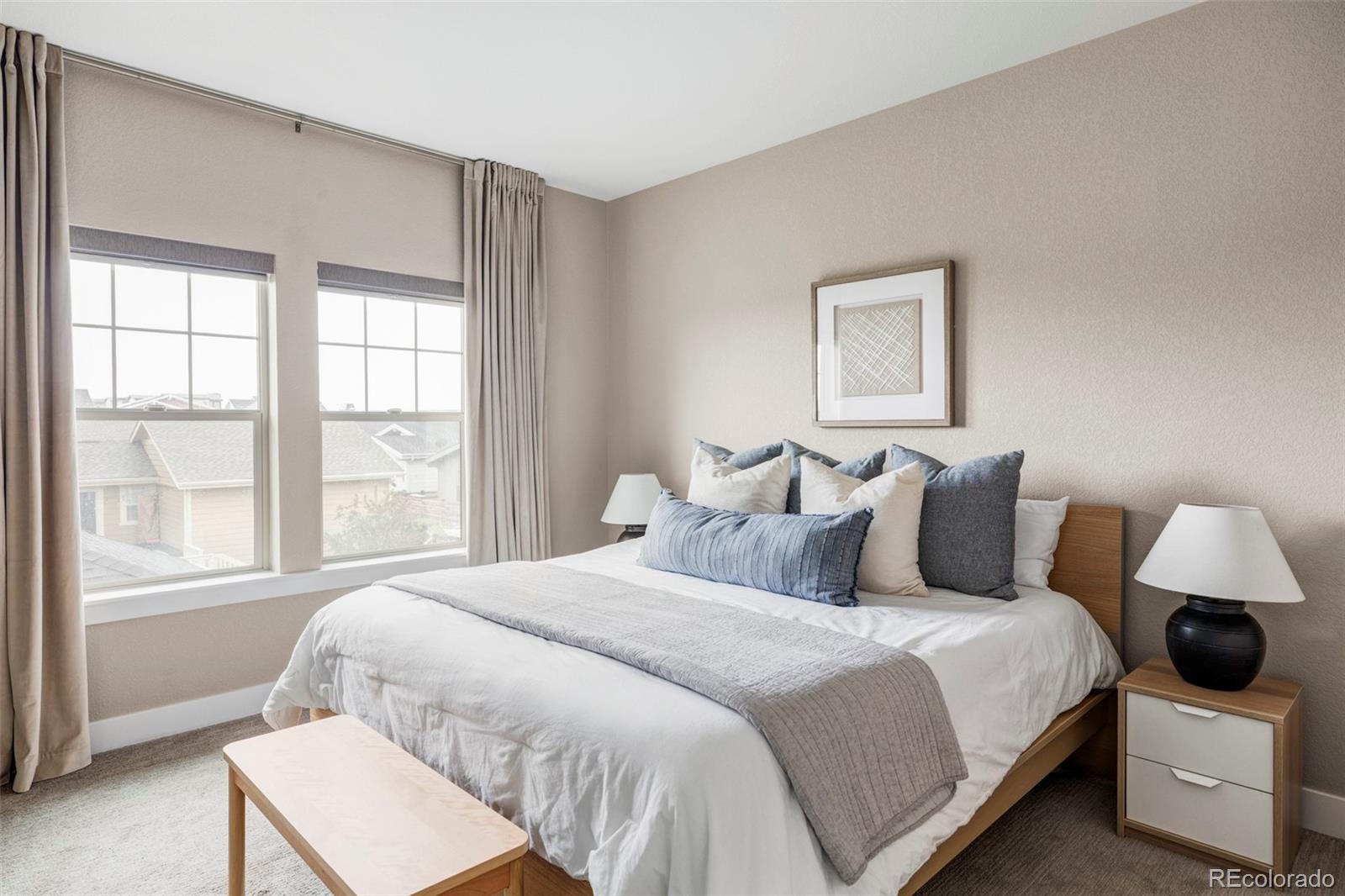 MLS Image #12 for 10384 e 60th place,denver, Colorado