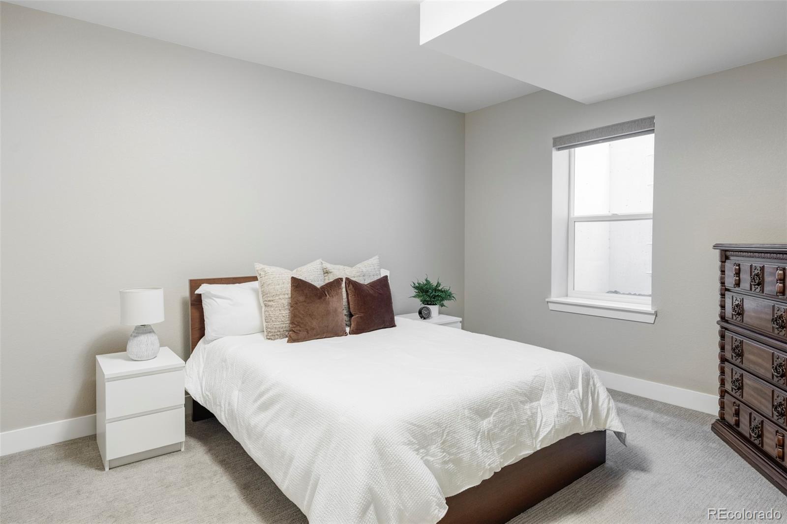 MLS Image #20 for 10384 e 60th place,denver, Colorado