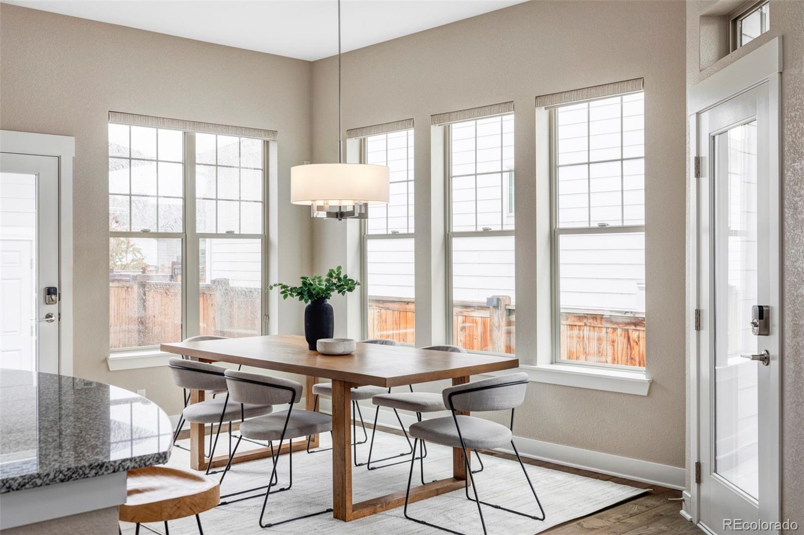 MLS Image #6 for 10384 e 60th place,denver, Colorado