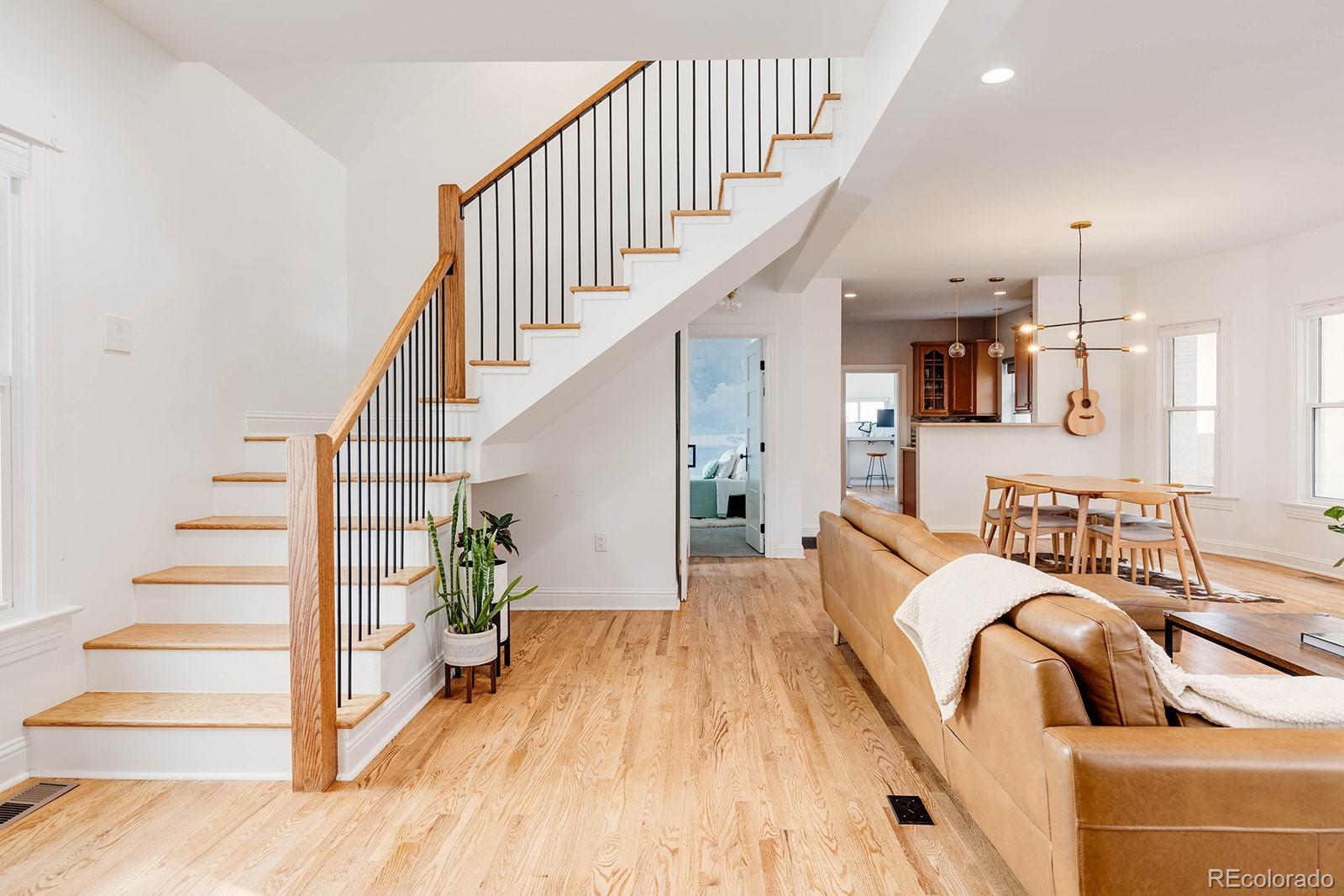 MLS Image #14 for 840 s pennsylvania street,denver, Colorado