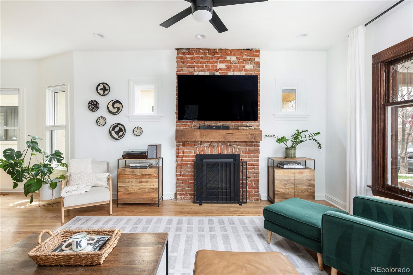 MLS Image #16 for 840 s pennsylvania street,denver, Colorado