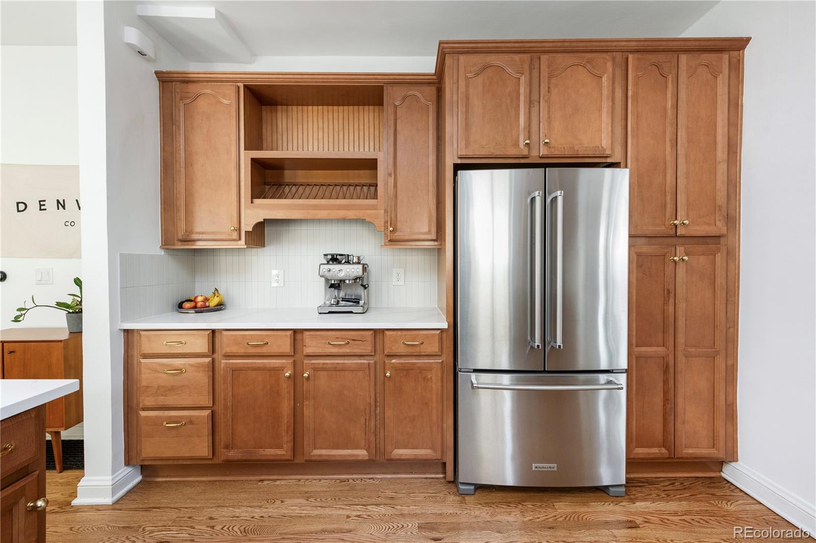 MLS Image #22 for 840 s pennsylvania street,denver, Colorado