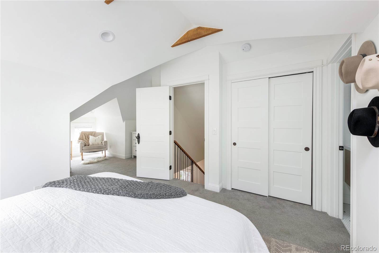 MLS Image #34 for 840 s pennsylvania street,denver, Colorado