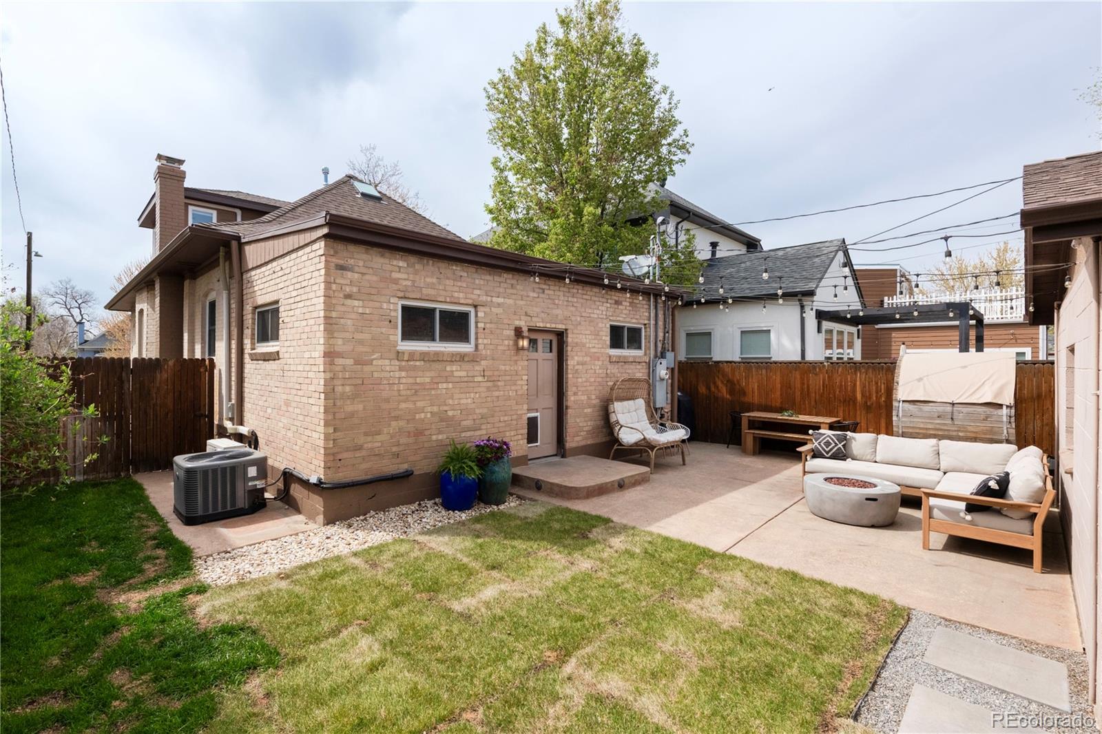 MLS Image #39 for 840 s pennsylvania street,denver, Colorado
