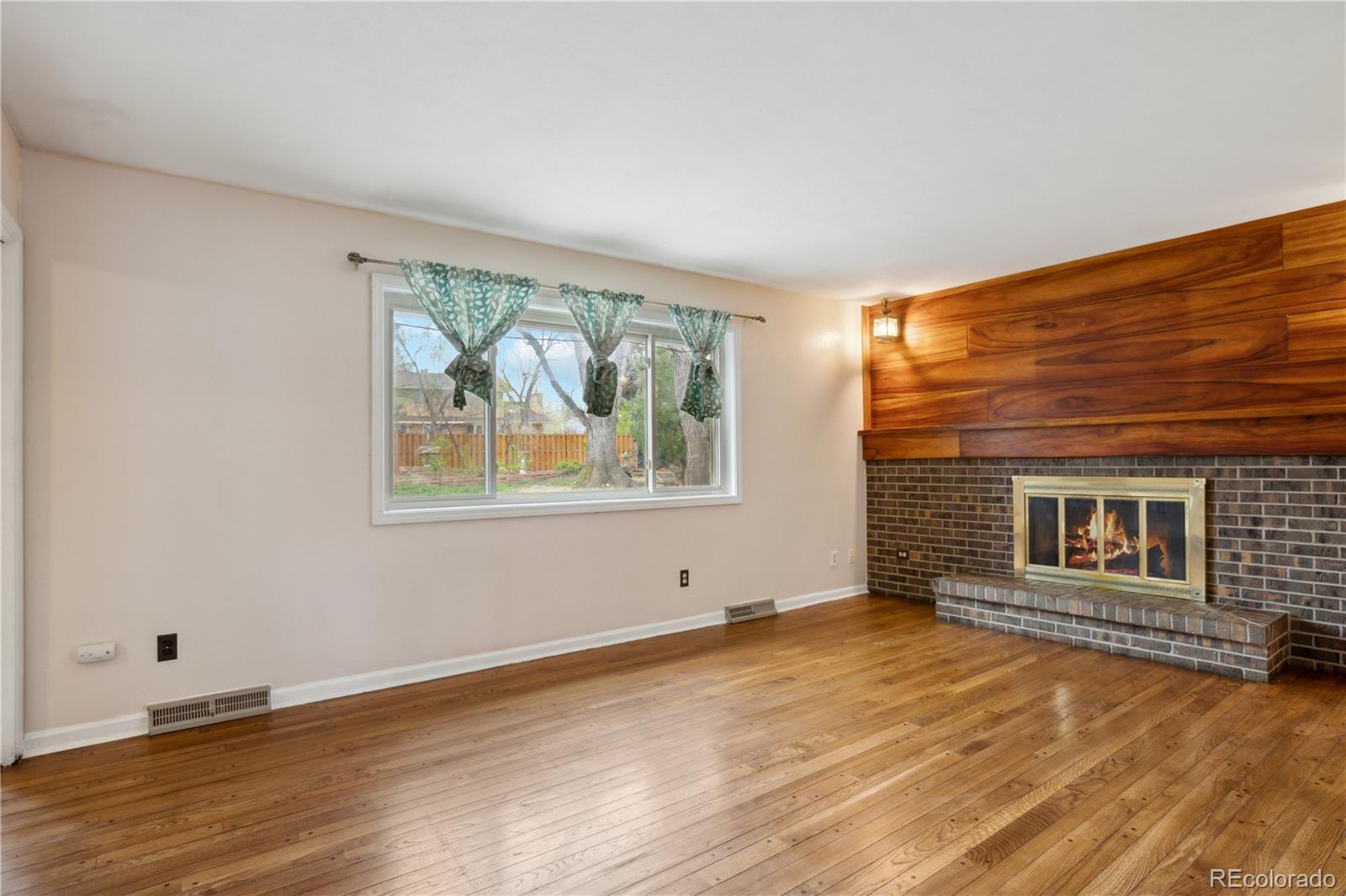 MLS Image #16 for 2410 s lima street,aurora, Colorado