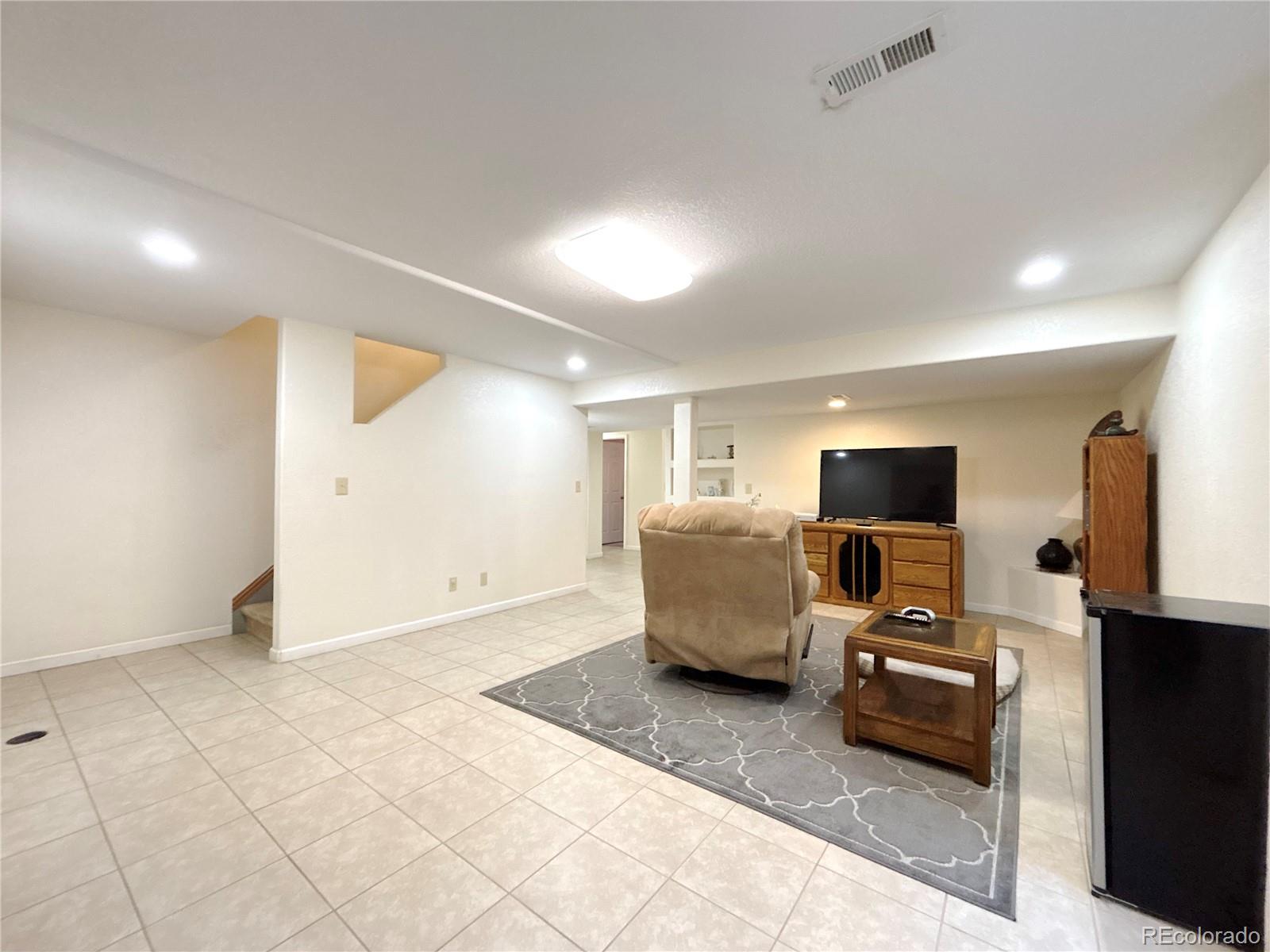 MLS Image #23 for 2835 s tower way,aurora, Colorado