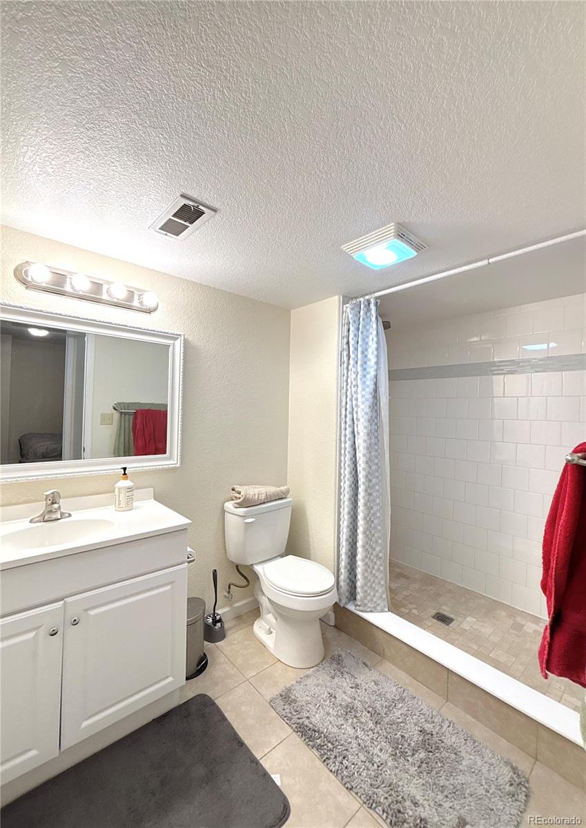 MLS Image #26 for 2835 s tower way,aurora, Colorado