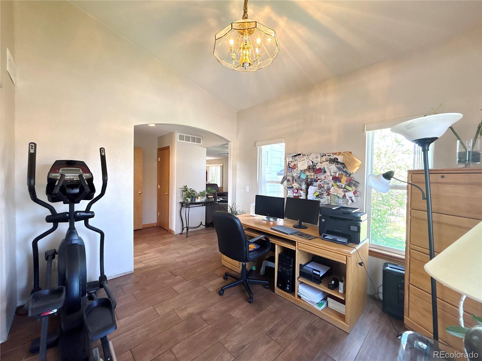 MLS Image #3 for 2835 s tower way,aurora, Colorado