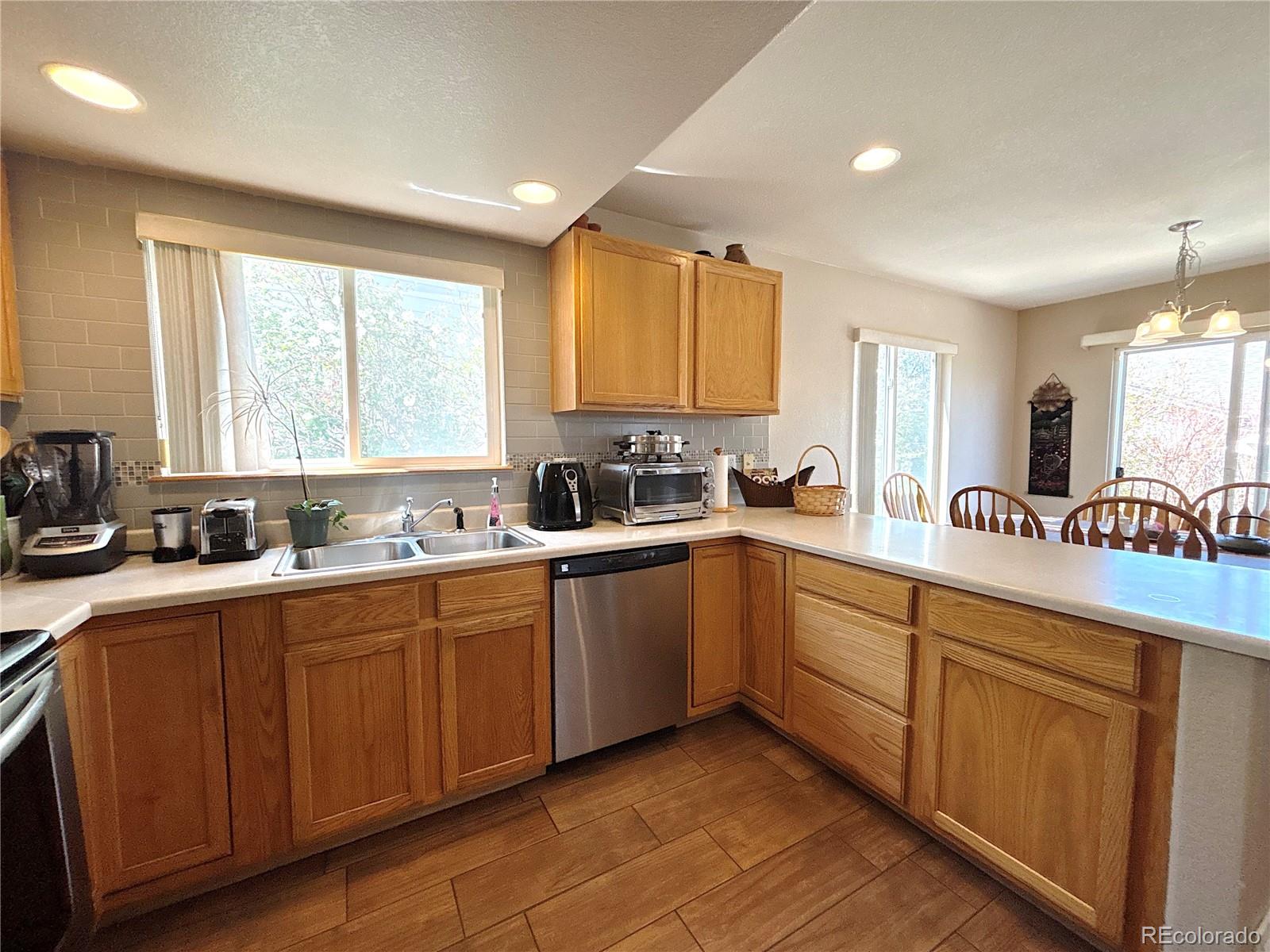 MLS Image #9 for 2835 s tower way,aurora, Colorado