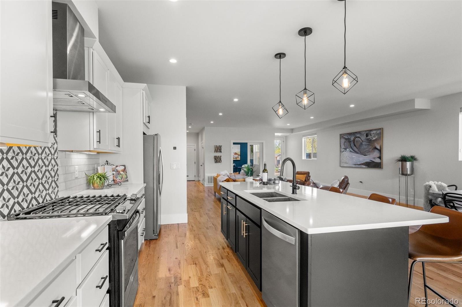 MLS Image #11 for 5240 n raleigh street,denver, Colorado