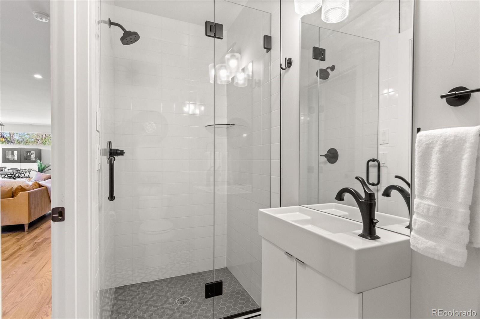 MLS Image #14 for 5240 n raleigh street,denver, Colorado