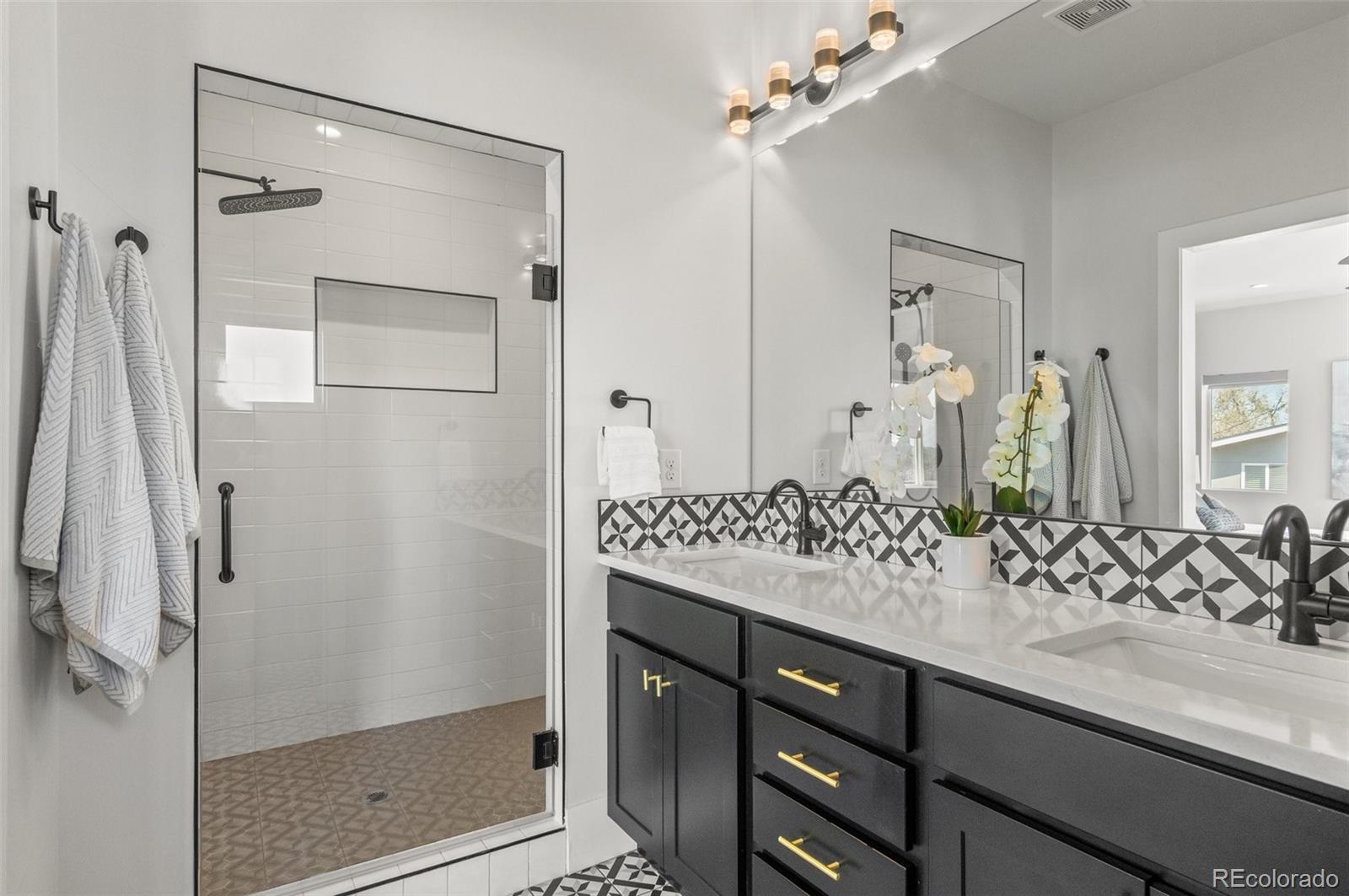 MLS Image #24 for 5240 n raleigh street,denver, Colorado