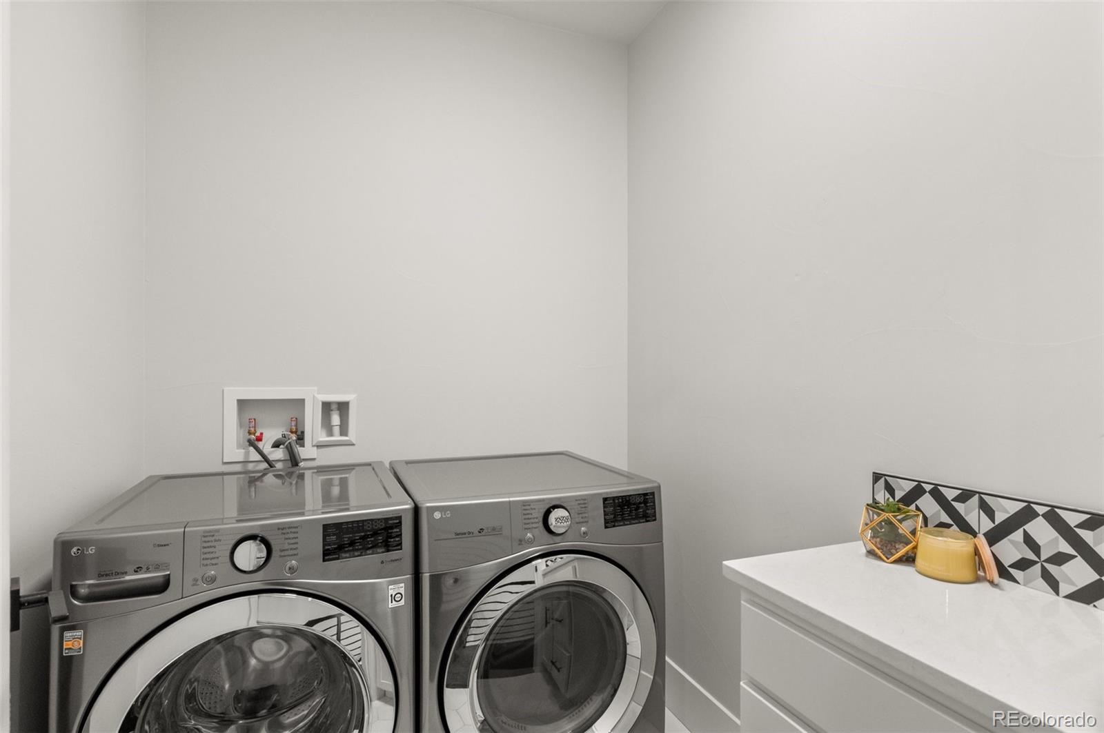 MLS Image #34 for 5240 n raleigh street,denver, Colorado