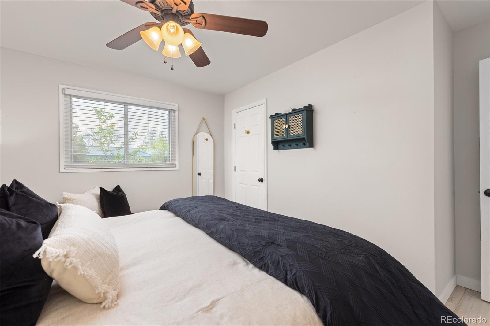MLS Image #15 for 3379 w wagon trail drive,englewood, Colorado