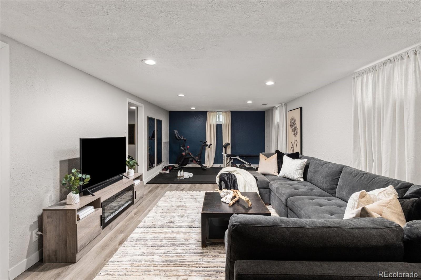 MLS Image #19 for 3379 w wagon trail drive,englewood, Colorado