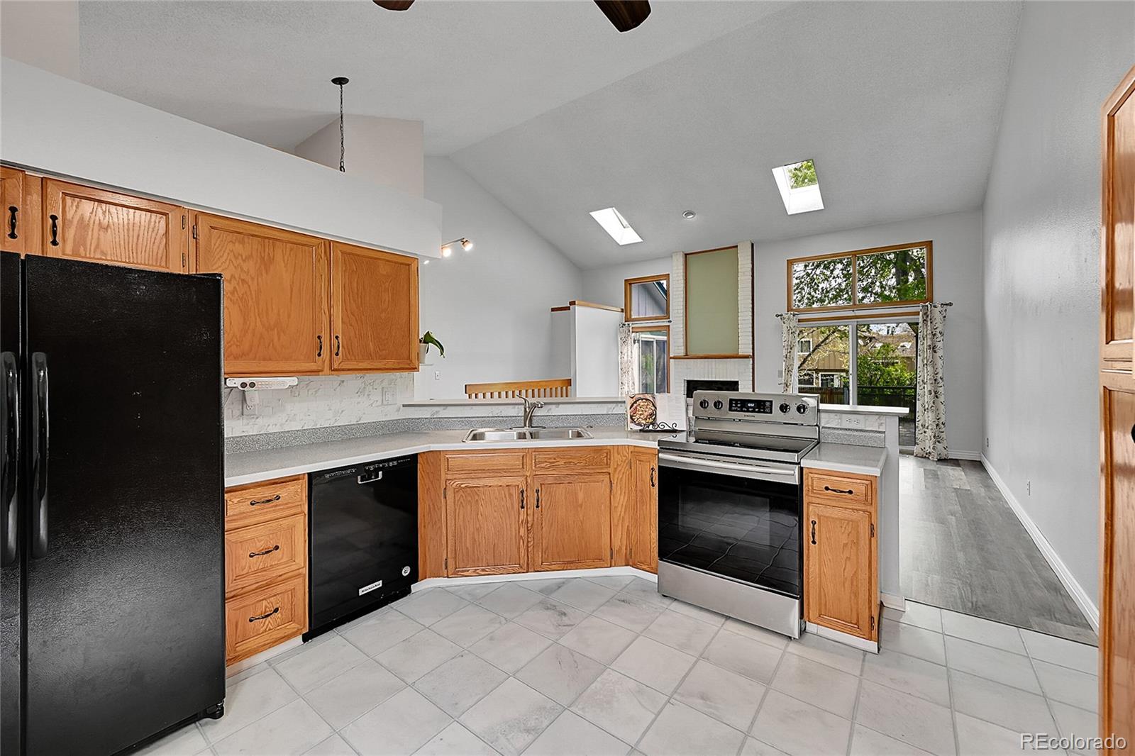 MLS Image #4 for 4734 s garland street,littleton, Colorado