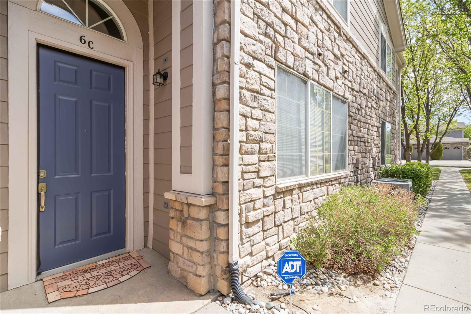 MLS Image #21 for 4222 s blackhawk circle,aurora, Colorado