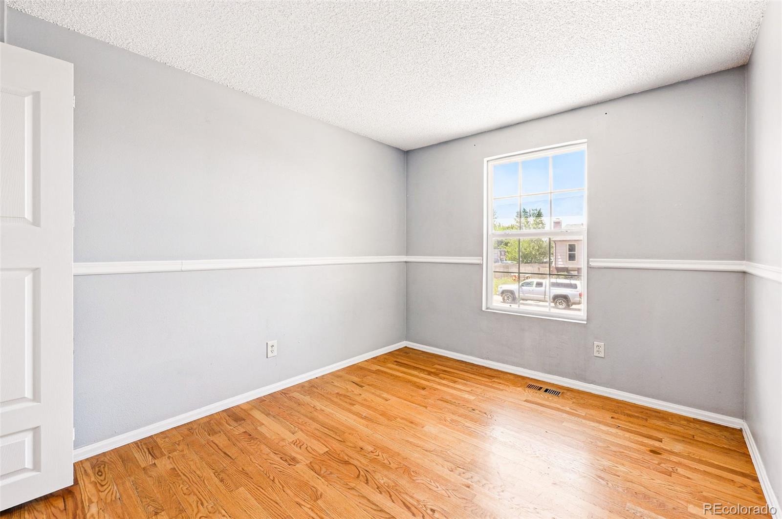 MLS Image #15 for 5202  dillon street,denver, Colorado