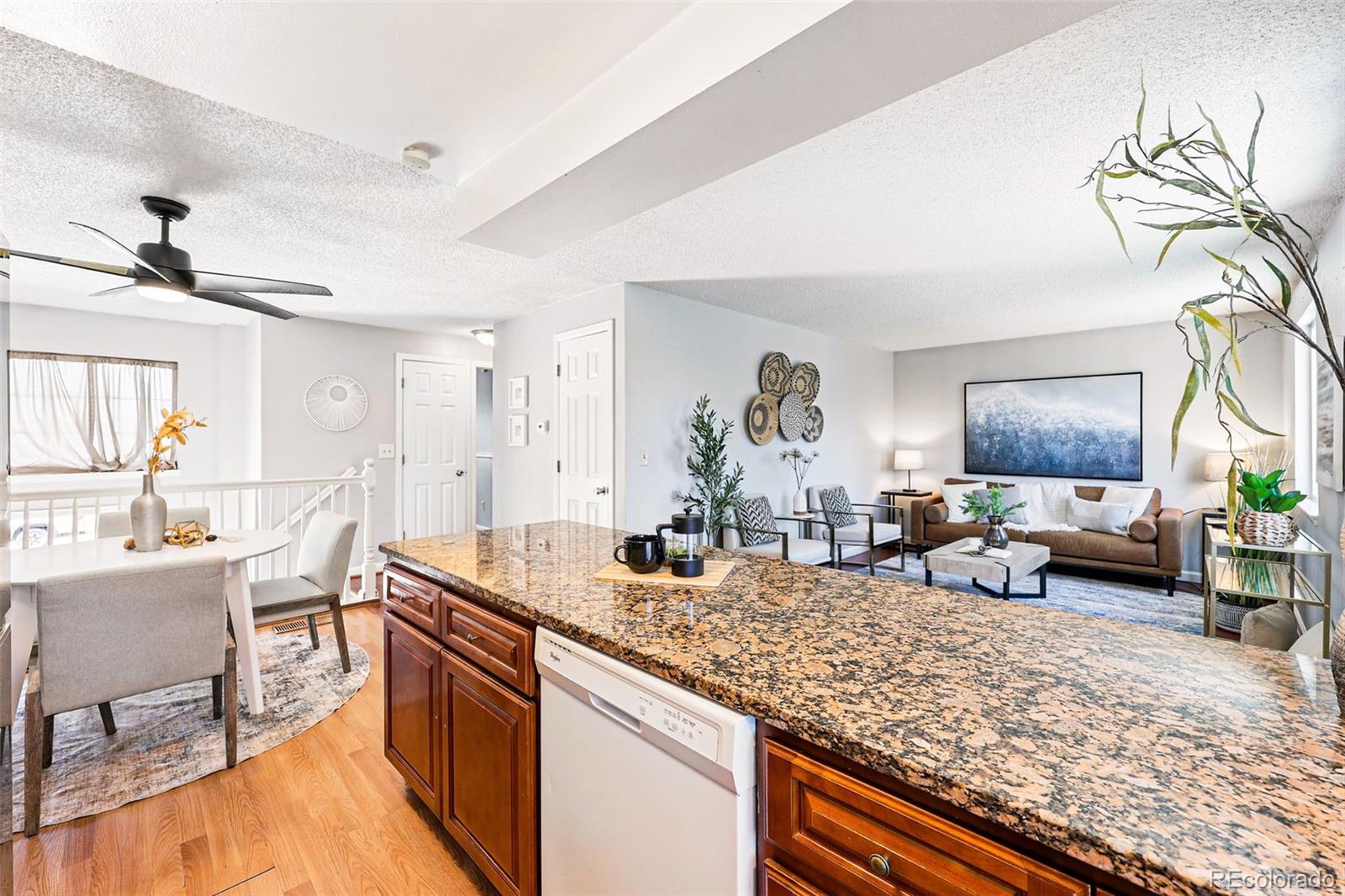 MLS Image #9 for 5202  dillon street,denver, Colorado
