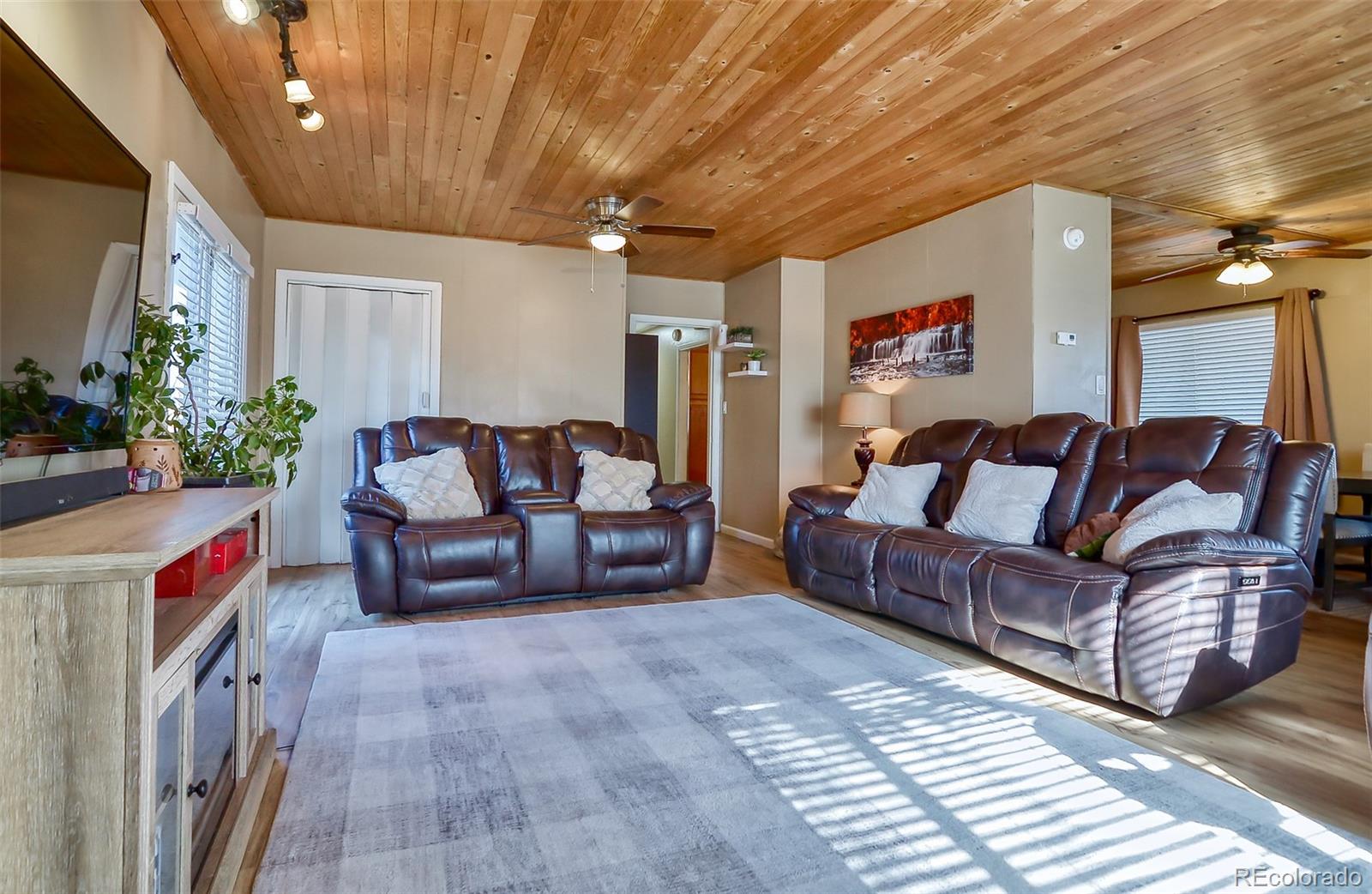 MLS Image #3 for 693  e avenue,limon, Colorado