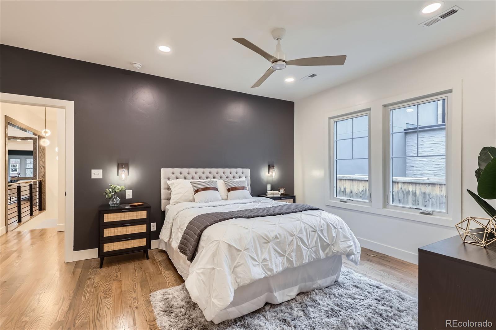 MLS Image #12 for 853  saint paul street,denver, Colorado