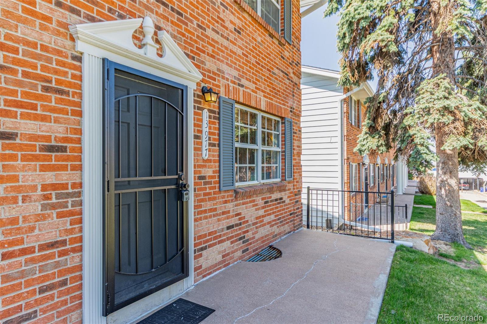 MLS Image #2 for 13977 e bails place,aurora, Colorado