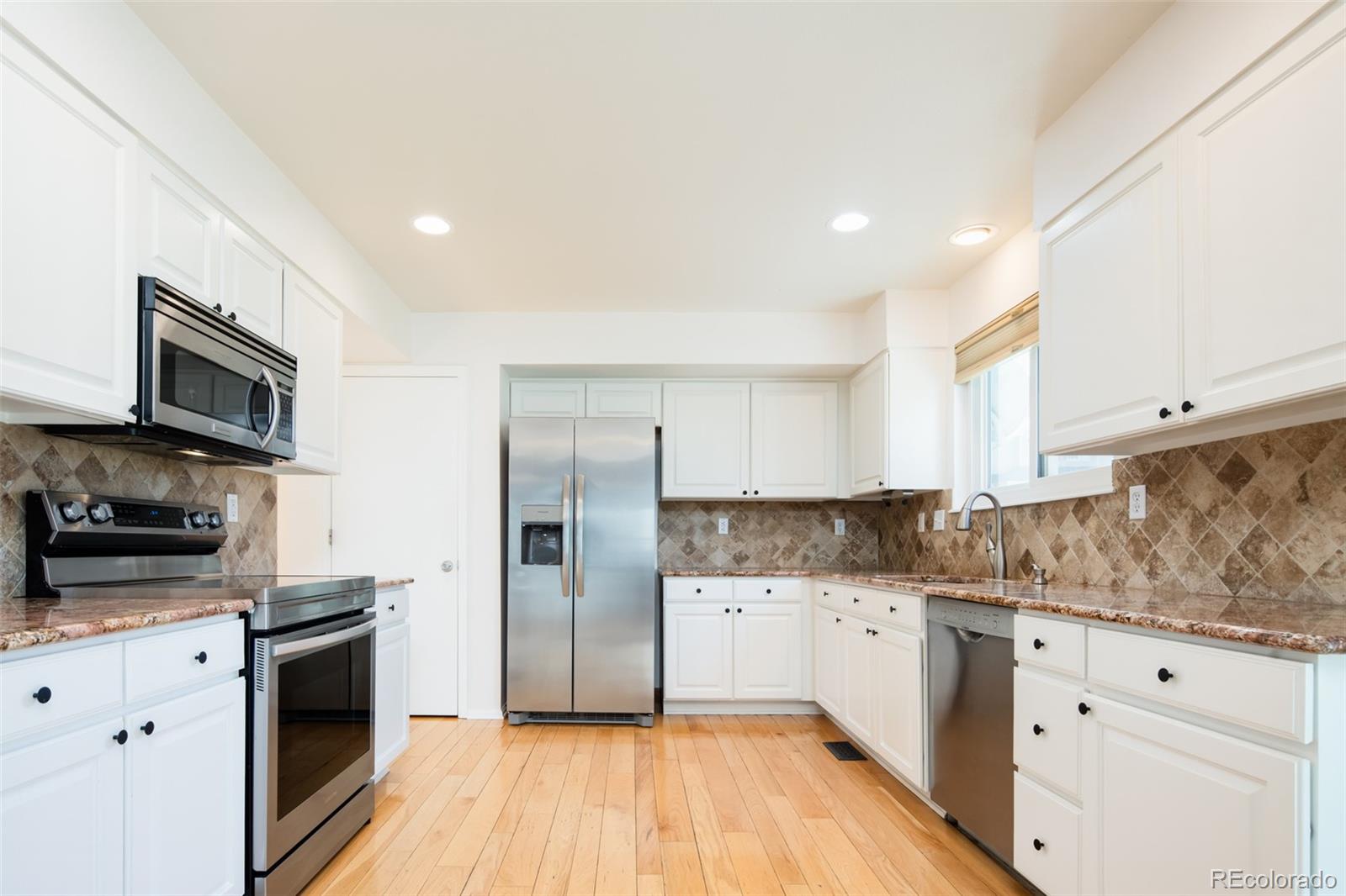 MLS Image #9 for 13812 w 64th place,arvada, Colorado