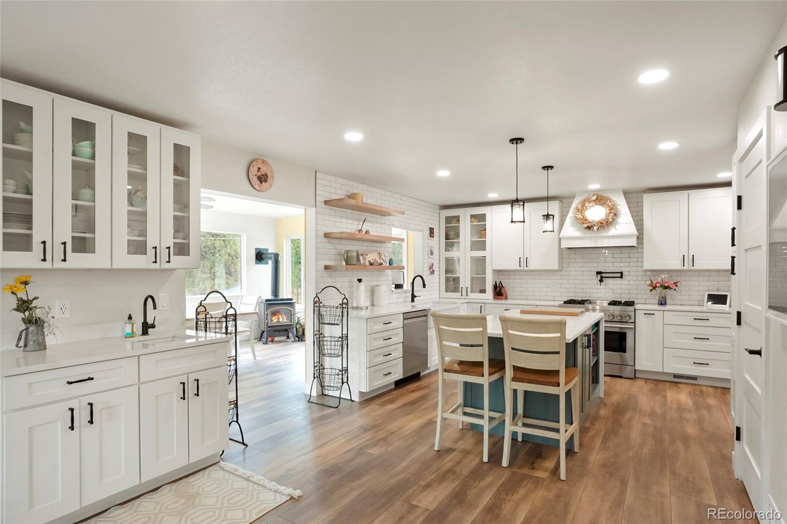 MLS Image #3 for 37625  pheasant run,elizabeth, Colorado