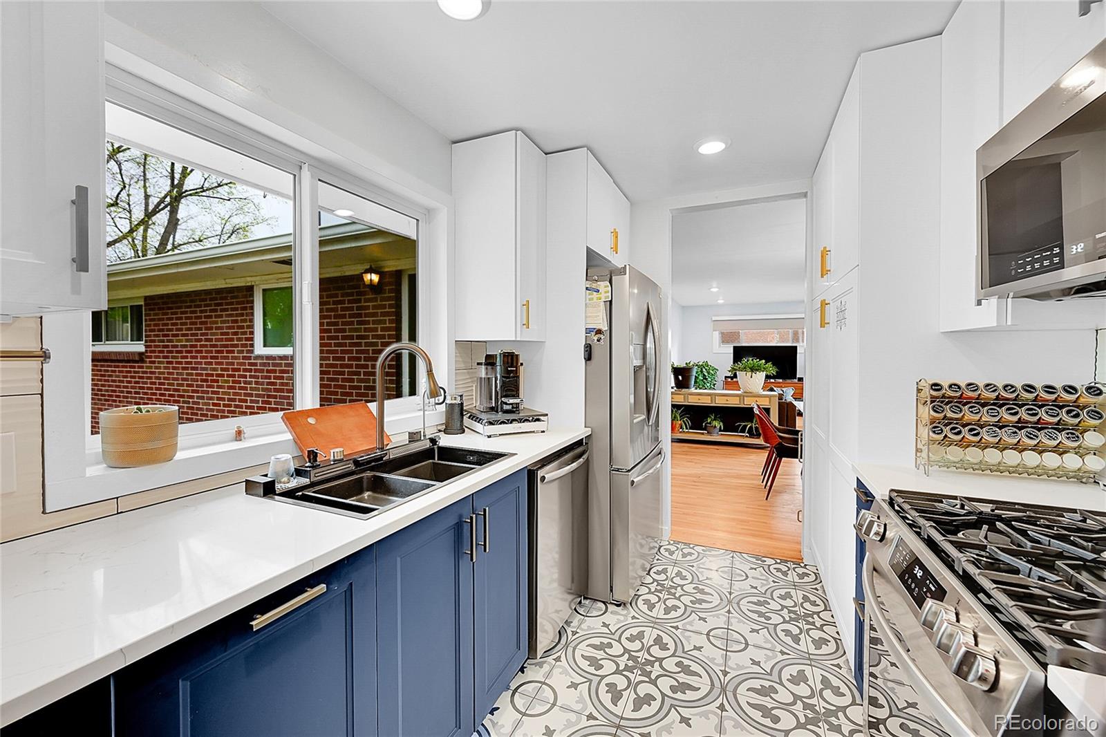 MLS Image #7 for 2201  lima street,aurora, Colorado