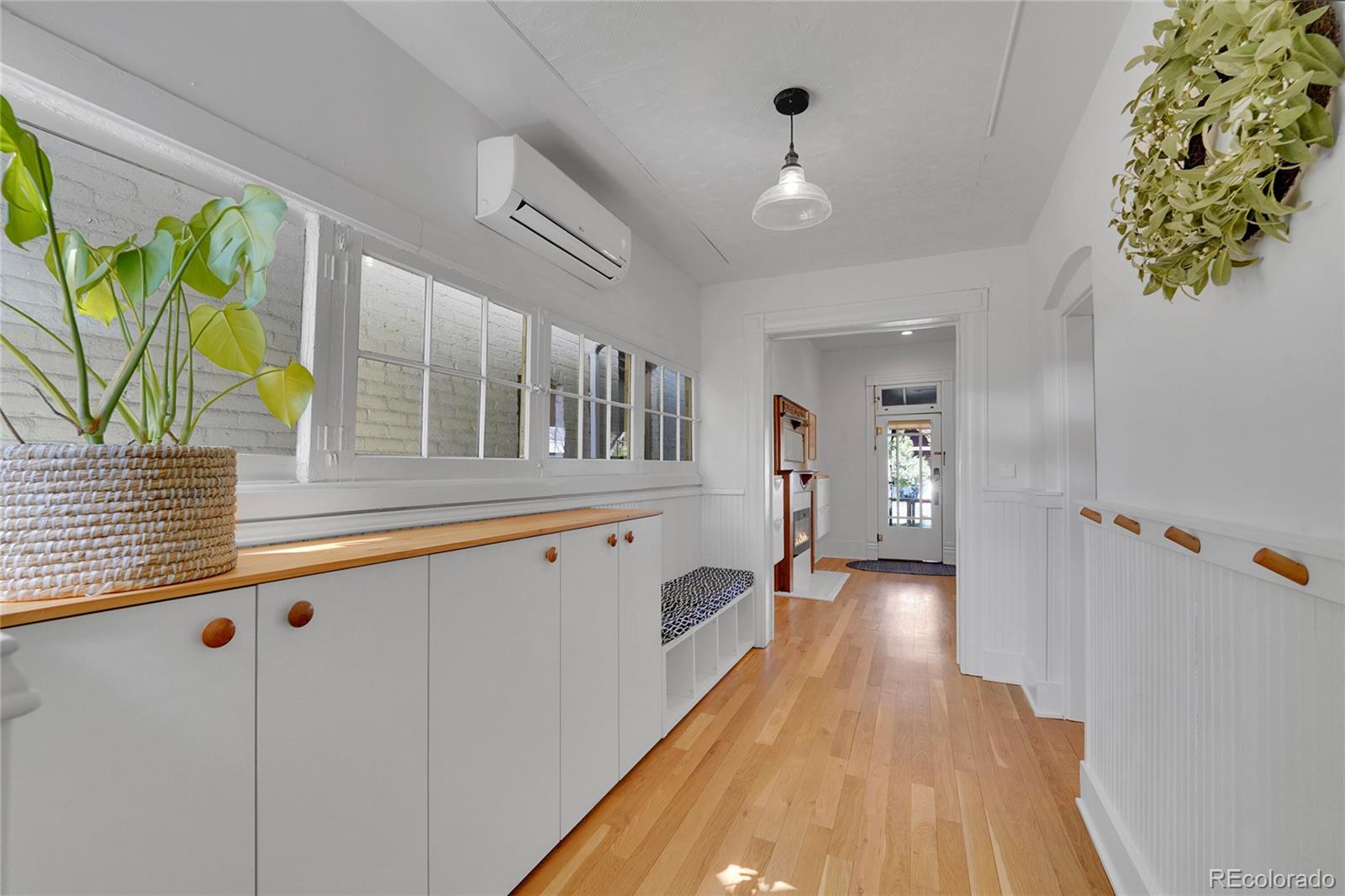 MLS Image #12 for 1726 n lafayette street,denver, Colorado
