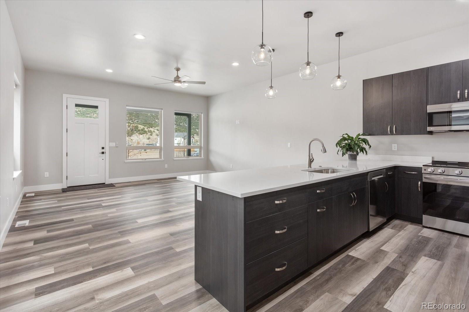 MLS Image #8 for 126  southside loop,salida, Colorado