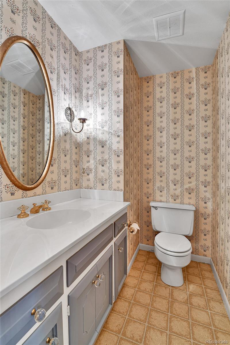 MLS Image #11 for 7058 s madison way,centennial, Colorado