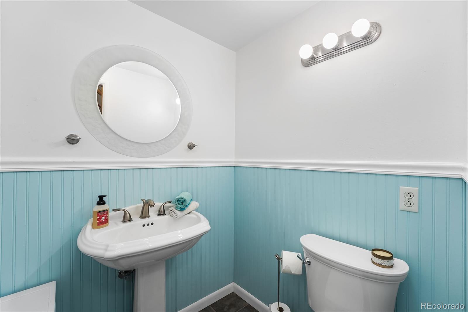 MLS Image #18 for 2210  miller street,lakewood, Colorado