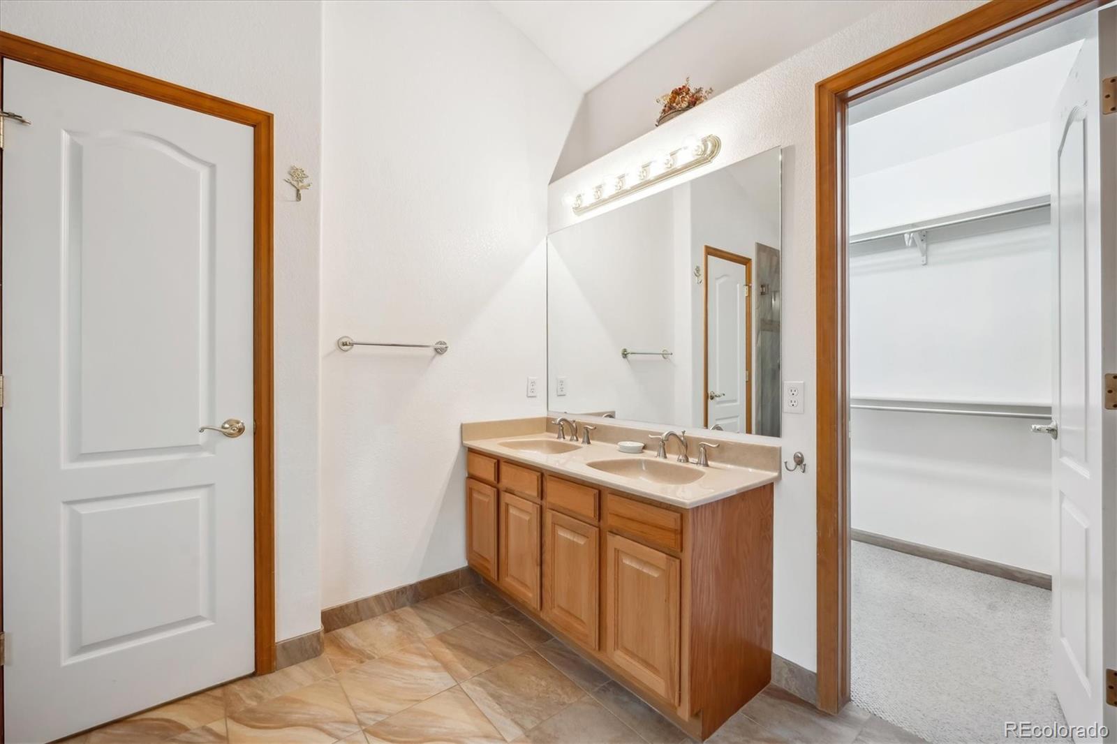 MLS Image #18 for 248  summit trail,broomfield, Colorado
