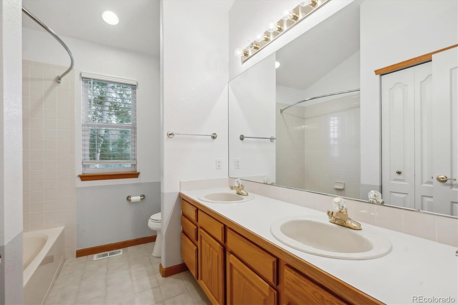 MLS Image #22 for 248  summit trail,broomfield, Colorado