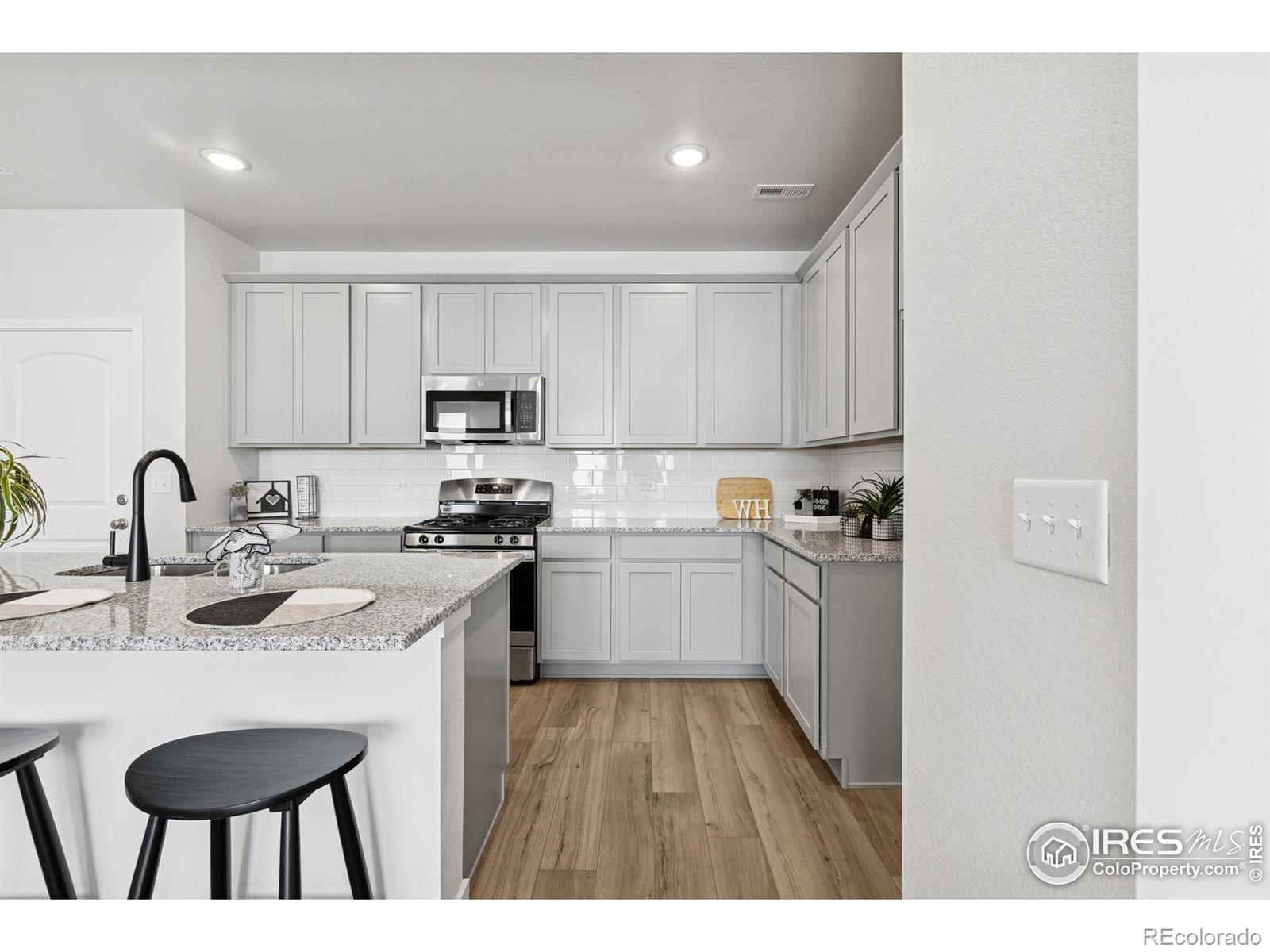 MLS Image #18 for 6354  deerfoot drive,loveland, Colorado