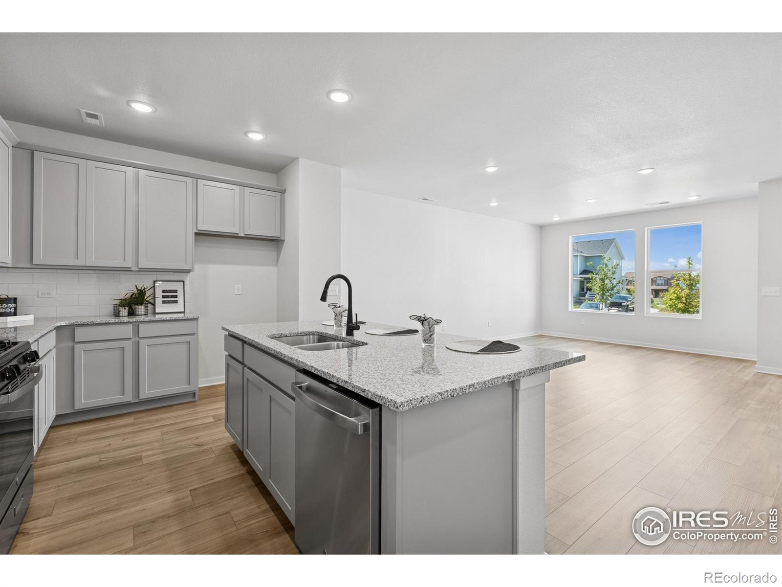 MLS Image #19 for 6354  deerfoot drive,loveland, Colorado