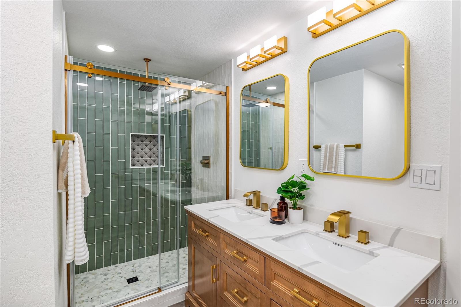 MLS Image #13 for 7120 s sheridan court,littleton, Colorado