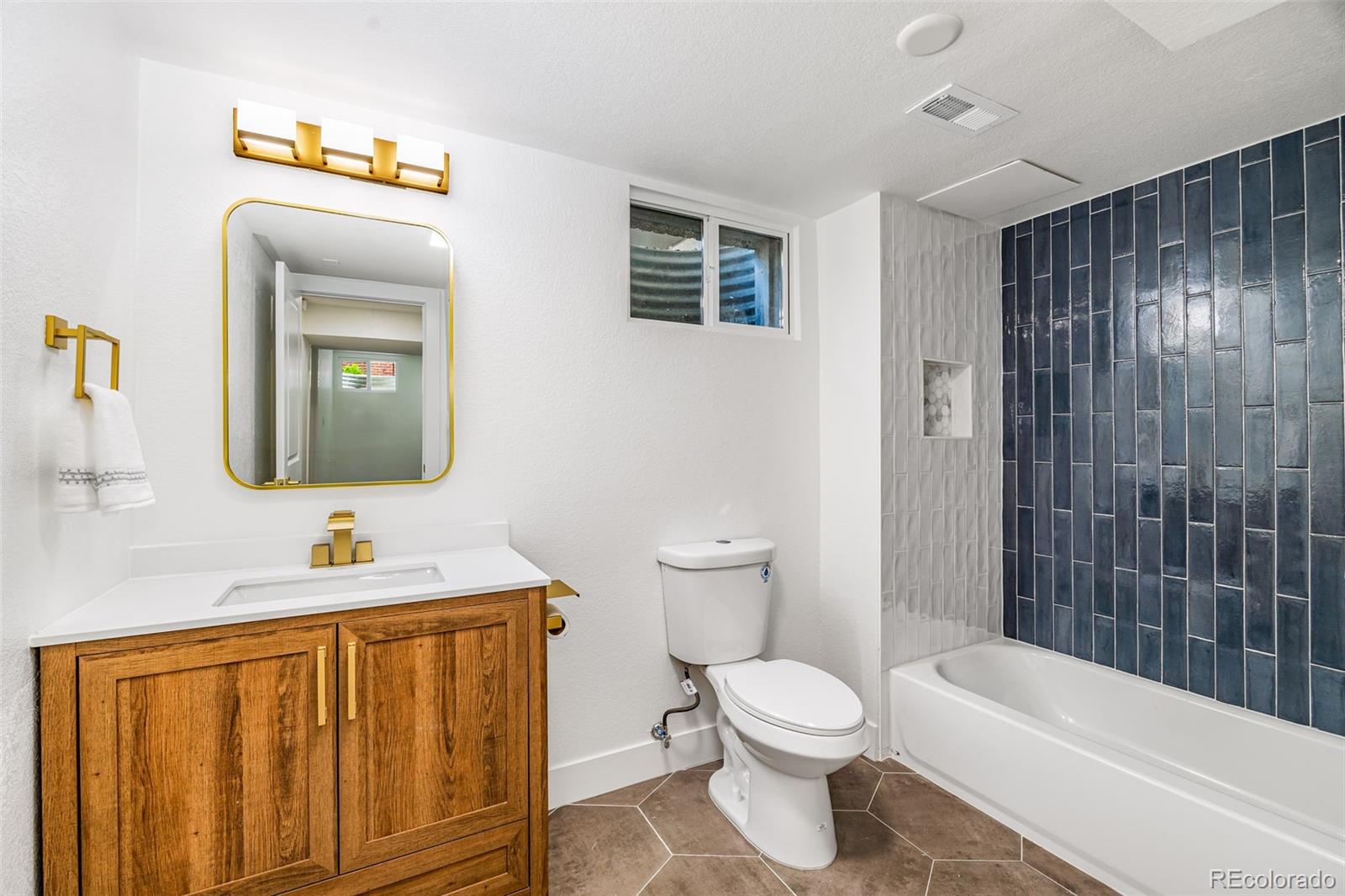 MLS Image #17 for 7120 s sheridan court,littleton, Colorado